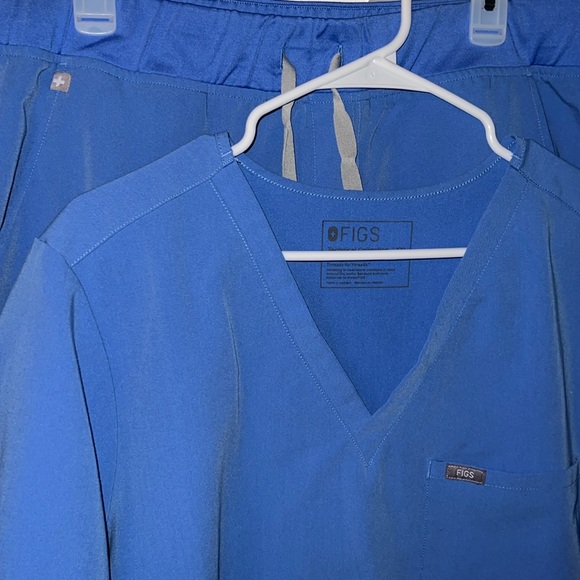 XXL scrubs - Picture 3 of 3